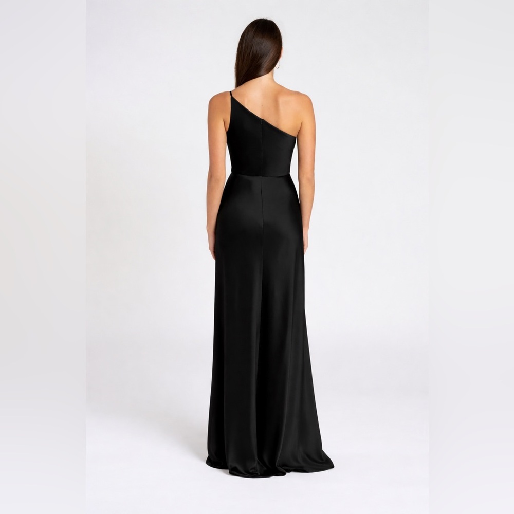 Jenny Yoo Marlowe Black One-Shoulder Luxe Satin Bias Cut Gown. Size 6. EUC - Picture 2 of 7